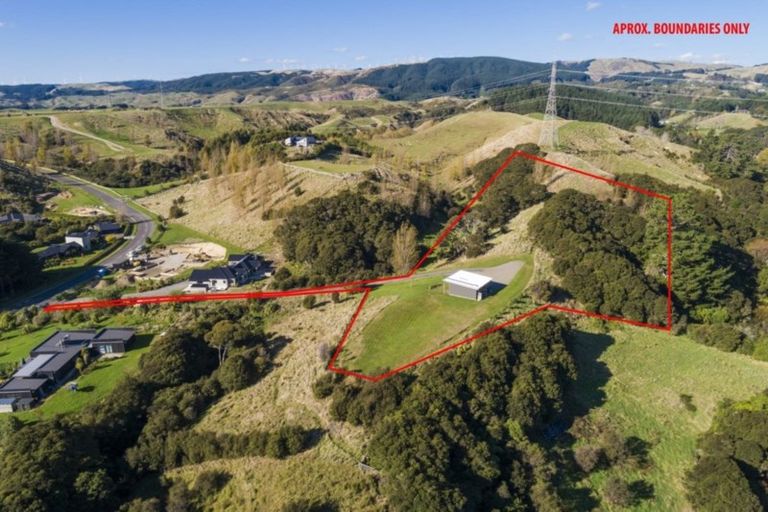 Photo of property in 62 Kingsdale Park Drive, Aokautere, Palmerston North, 4471