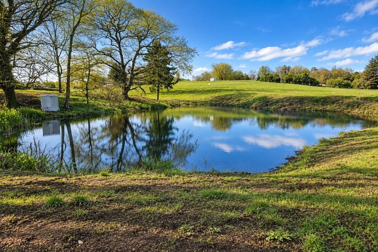 Photo of property in 2 Hydro Road, Edgecumbe, 3120