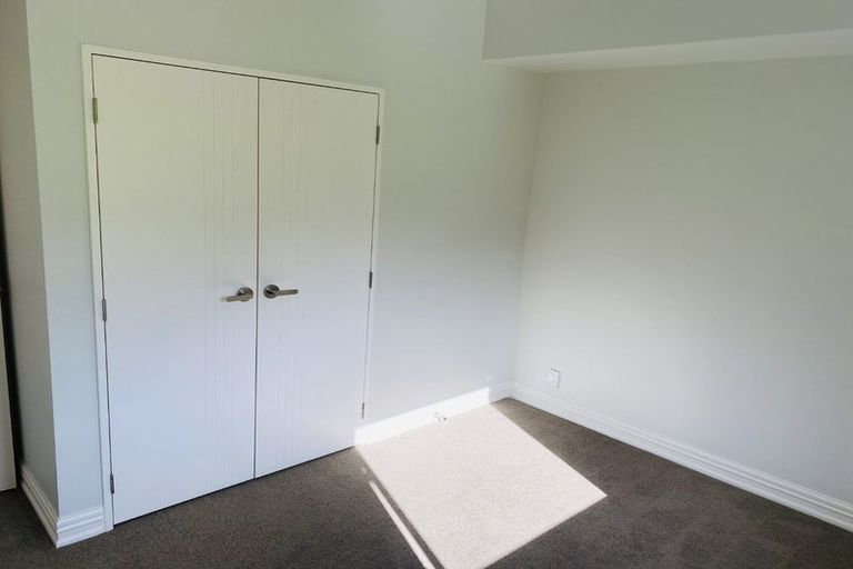 Photo of property in 82 Kyle Road, Greenhithe, Auckland, 0632