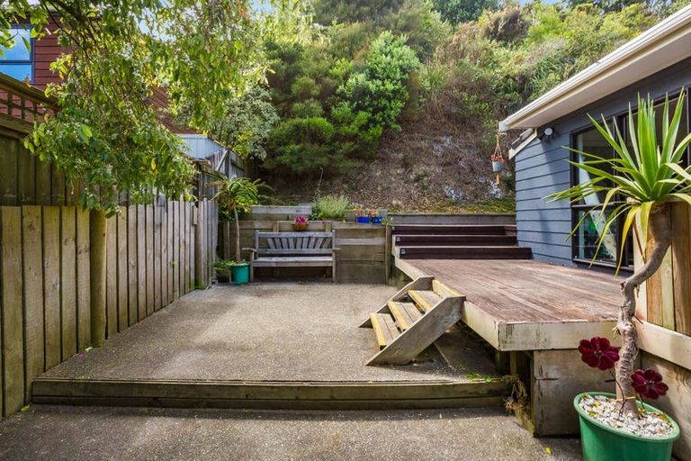 Photo of property in 77 Eskdale Road, Papakowhai, Porirua, 5024
