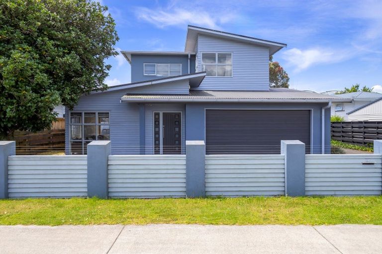Photo of property in 33 Links Avenue, Mount Maunganui, 3116