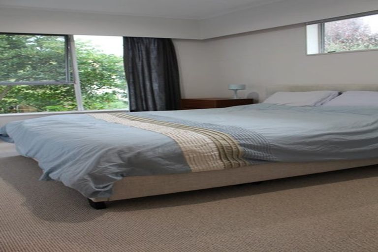 Photo of property in 28 Weka Road, Raumati Beach, Paraparaumu, 5032