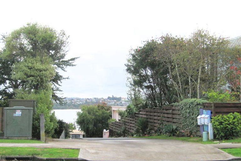 Photo of property in 93 Waller Avenue, Bucklands Beach, Auckland, 2012
