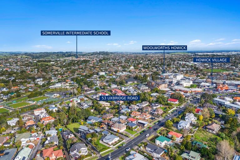 Photo of property in 1/53 Uxbridge Road, Mellons Bay, Auckland, 2014