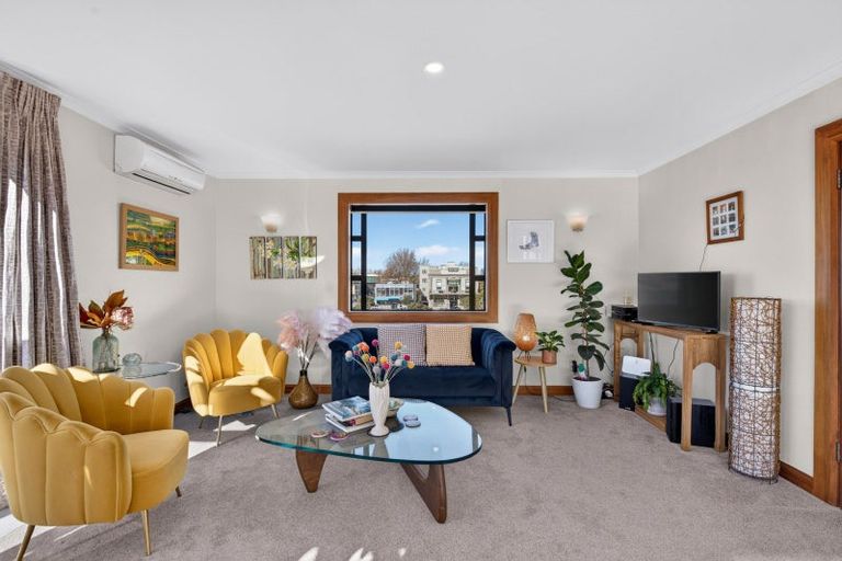 Photo of property in 243 Emerson Street, Napier South, Napier, 4110