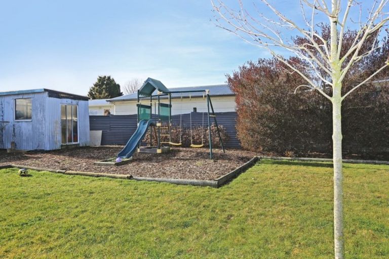 Photo of property in 3 Margate Place, Flaxmere, Hastings, 4120