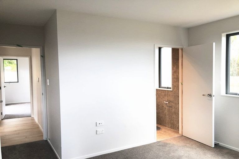 Photo of property in 5 Creswell Lane, Papakura, 2110