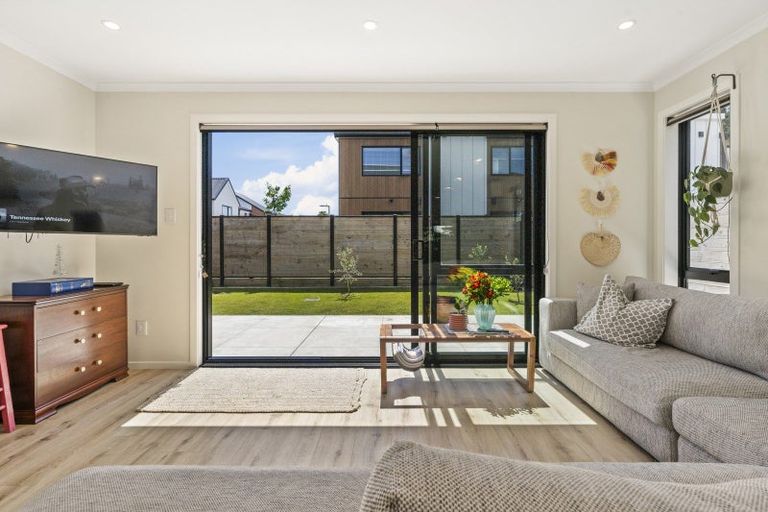 Photo of property in 26 Doug Jensen Street, Wallaceville, Upper Hutt, 5018