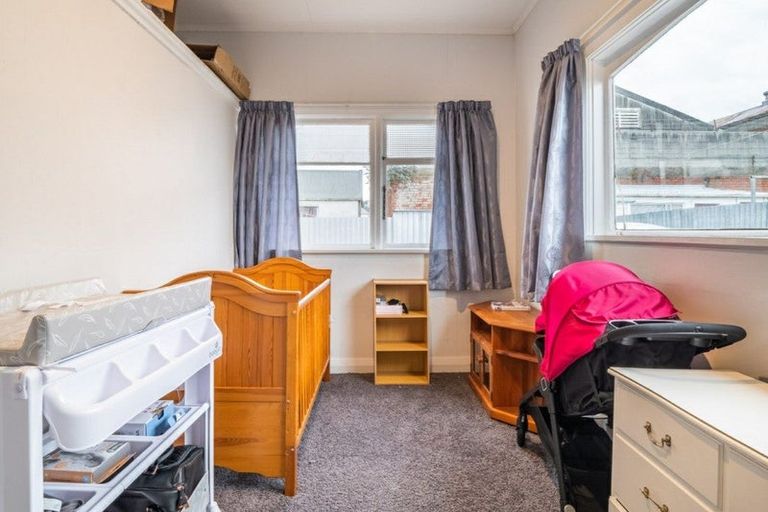 Photo of property in 8 Osmond Street, South Dunedin, Dunedin, 9012