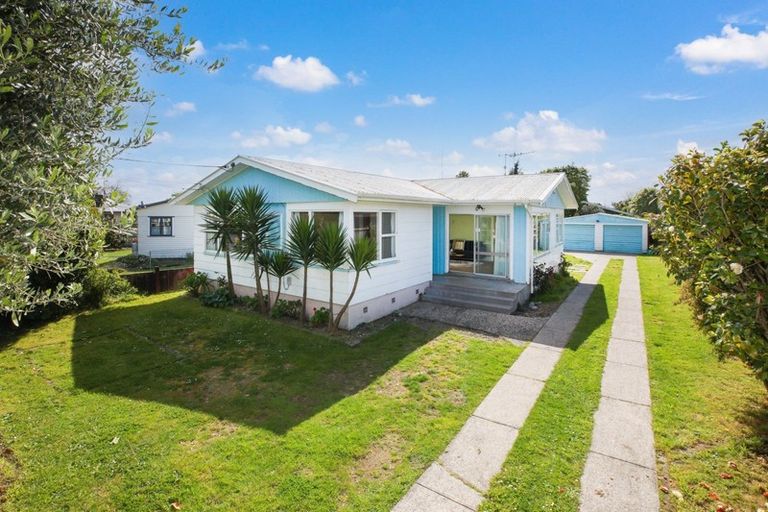 Photo of property in 12 Sunnyside Road, Nawton, Hamilton, 3200