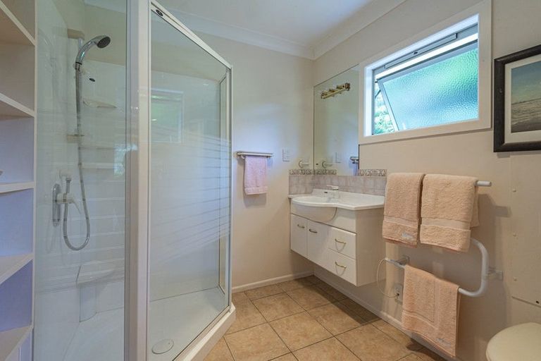 Photo of property in 105 Yorke Road, Haruru, 0204