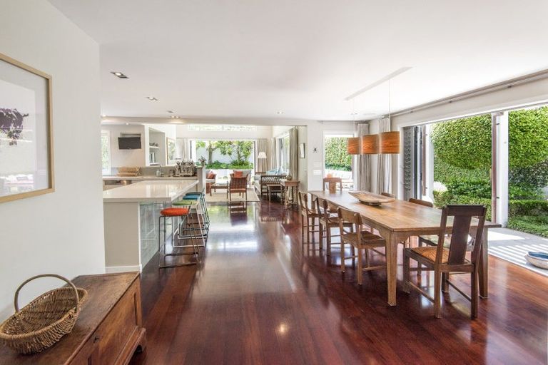 Photo of property in 22 Park Avenue, Takapuna, Auckland, 0622