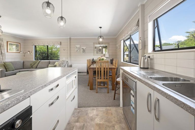 Photo of property in 5a Streamdale Place, Ngongotaha, Rotorua, 3010