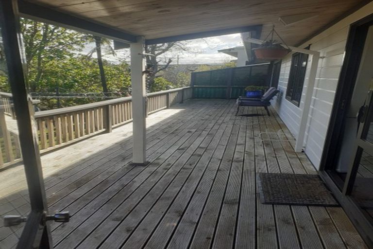 Photo of property in 8 Pararewa Drive, Whalers Gate, New Plymouth, 4310