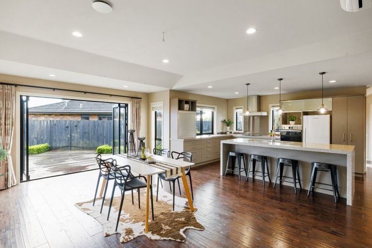 Photo of property in 8 Vermont Court, Huntington, Hamilton, 3210