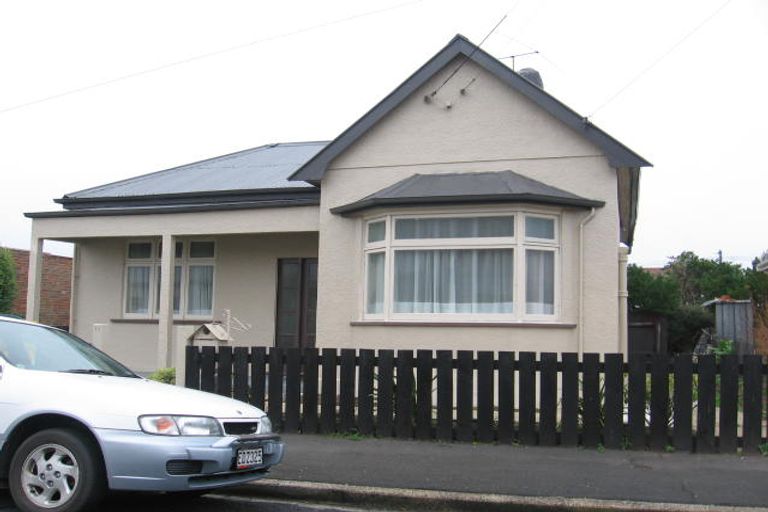 Photo of property in 11 Prendergast Street, South Dunedin, Dunedin, 9012