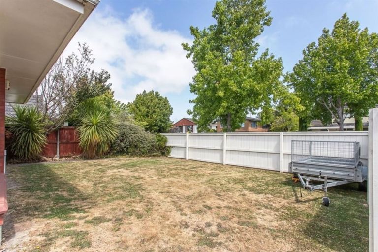 Photo of property in 35 Lynfield Avenue, Ilam, Christchurch, 8041