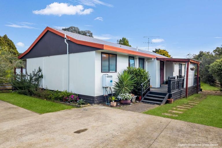 Photo of property in 32 Cemetery Road, Waiuku, 2123