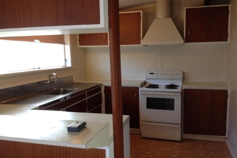 Photo of property in 1/32 Kowhai Road, Campbells Bay, Auckland, 0630