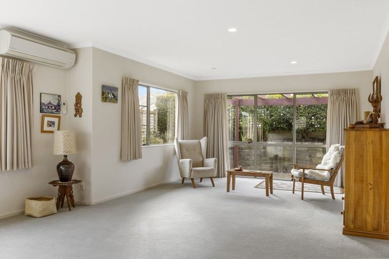 Photo of property in 35 Lakeridge Close, Rangatira Park, Taupo, 3330