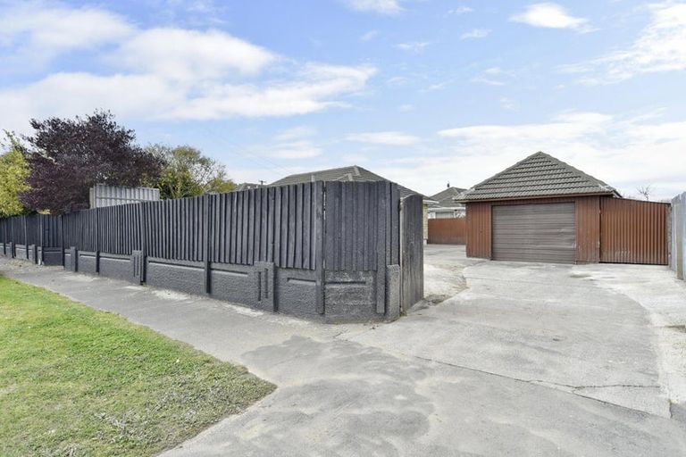 Photo of property in 70 Basingstoke Street, Aranui, Christchurch, 8061