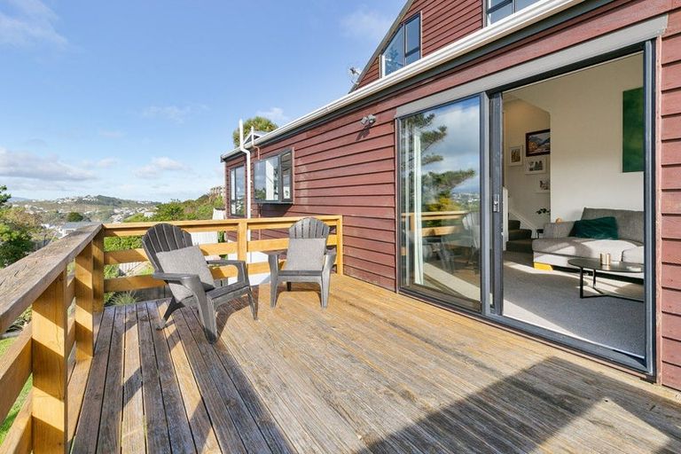 Photo of property in 10 Peter Button Place, Johnsonville, Wellington, 6037