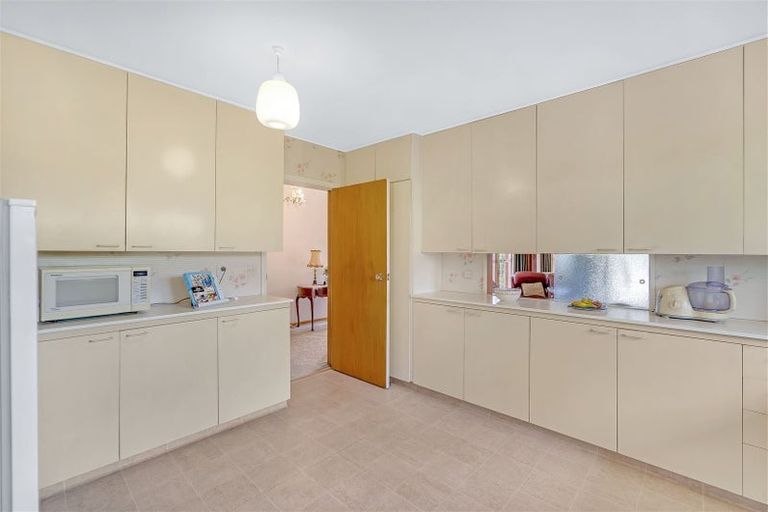 Photo of property in 11 Tuirau Place, Ilam, Christchurch, 8041