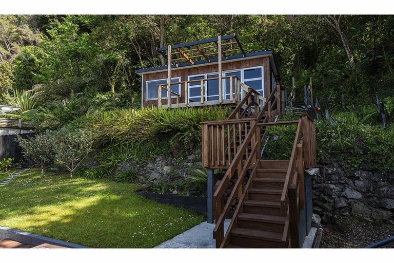 Photo of property in 25 Whangarei Heads Road, Onerahi, Whangarei, 0110