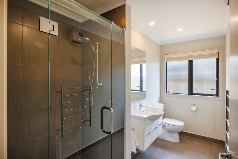 Photo of property in 4 Arena Court, Palmerston North, 4410