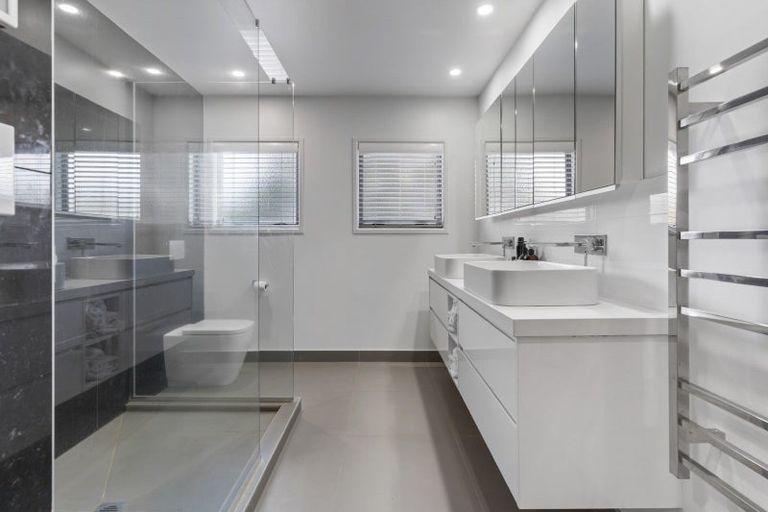 Photo of property in 1 Rita Street, Mount Maunganui, 3116