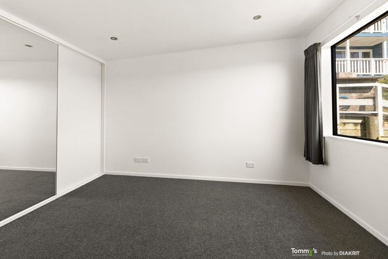 Photo of property in 113 Allington Road, Karori, Wellington, 6012