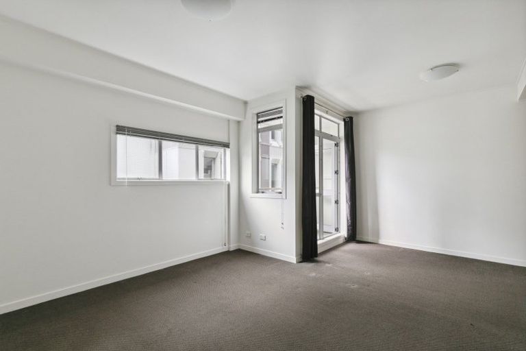 Photo of property in Dixonlane Apartments, 6/7 Feltex Lane, Te Aro, Wellington, 6011