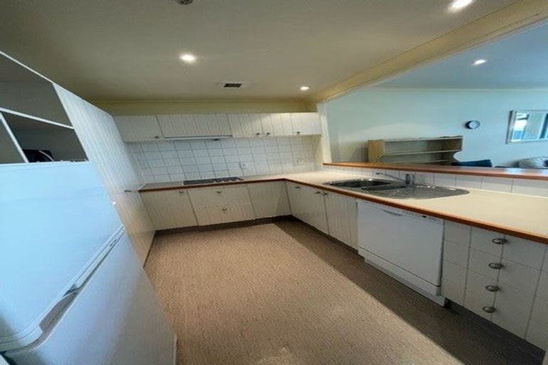 Photo of property in Kelvin House, 4d/16 The Terrace, Wellington Central, Wellington, 6011