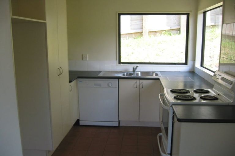 Photo of property in 3/100 Salamanca Road, Sunnynook, Auckland, 0620