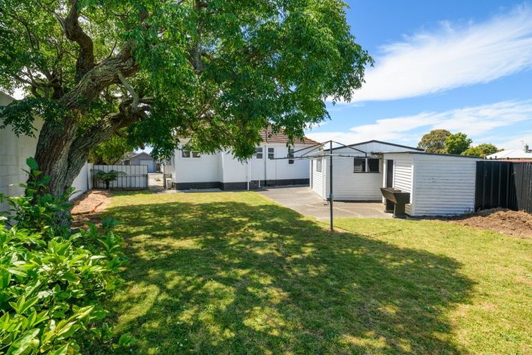 Photo of property in 34 Clyde Crescent, Roslyn, Palmerston North, 4414