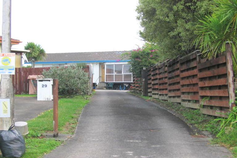 Photo of property in 29 Roick Parade, Glen Eden, Auckland, 0602
