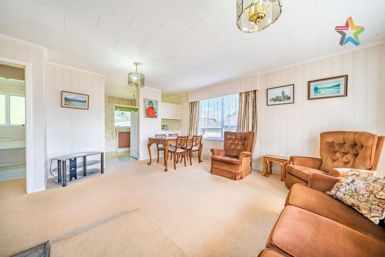 Photo of property in 178b Major Drive, Kelson, Lower Hutt, 5010