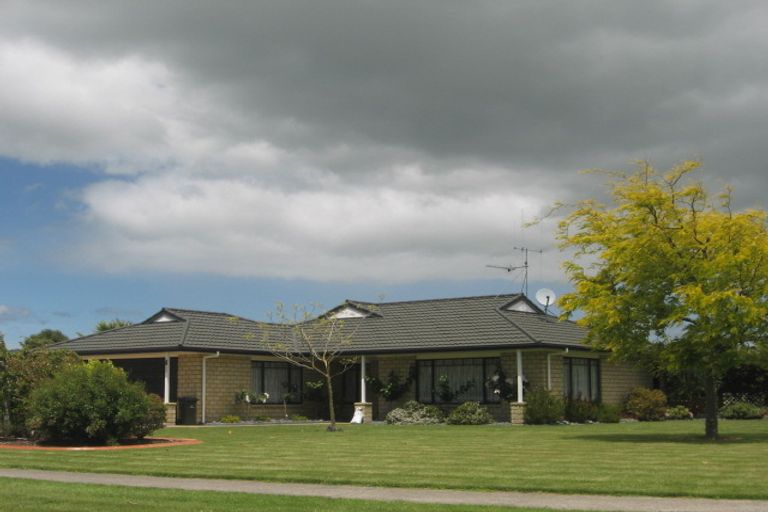 Photo of property in 52 Cowley Drive, Leamington, Cambridge, 3432