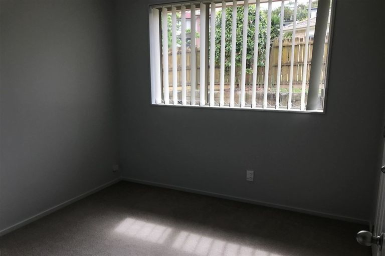 Photo of property in 4 Nykki Place, Papakura, 2110