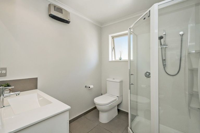 Photo of property in 49 Somerville Crescent, Aidanfield, Christchurch, 8025