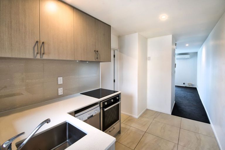 Photo of property in 7/290 Barbadoes Street, Christchurch Central, Christchurch, 8011