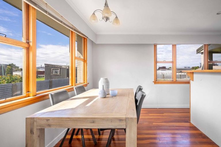 Photo of property in 75 Albert Street, Winton, 9720