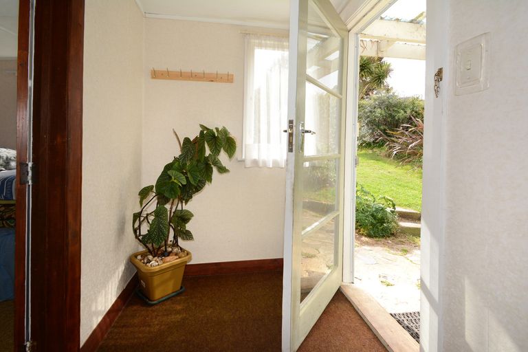 Photo of property in 24 Seaview Road, Brighton, Dunedin, 9035