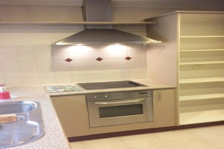 Photo of property in 86 Magic Way, Randwick Park, Auckland, 2105