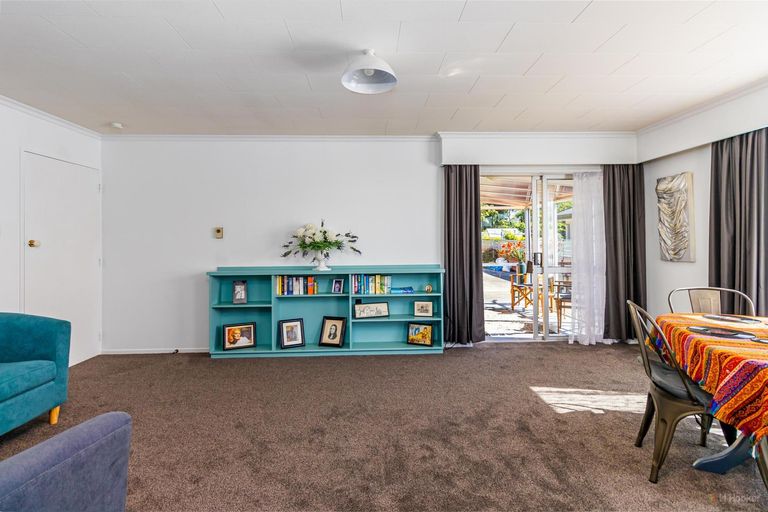 Photo of property in 10a-b Churchill Place, Waimate, 7924