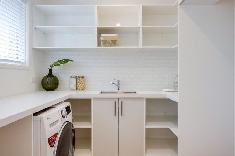 Photo of property in 4 Mchardy Street, Havelock North, 4130