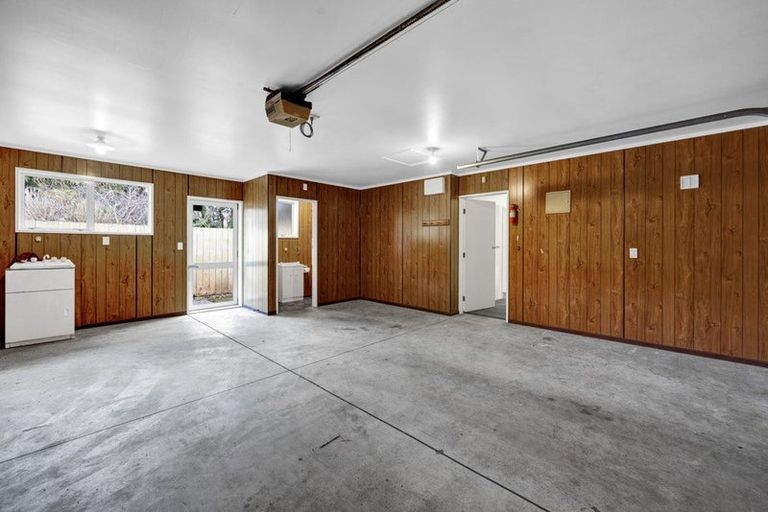 Photo of property in 1 Manse Street, Hawera, 4610