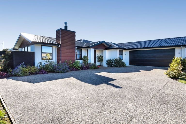 Photo of property in 2 Carnoustie Lane, Mosgiel, 9024
