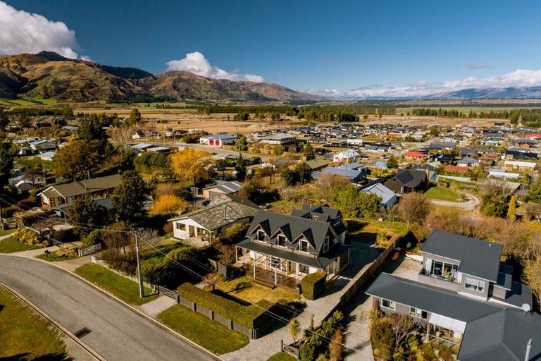 Photo of property in 57 Parry Crescent, Lake Hawea, Wanaka, 9382
