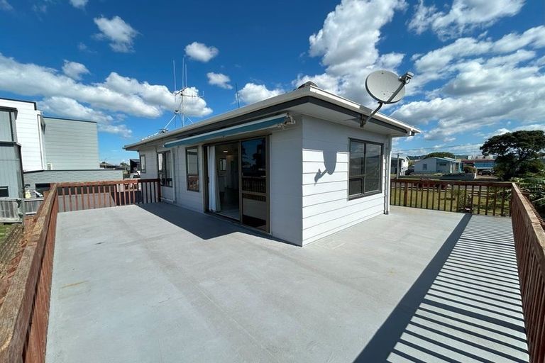 Photo of property in 18 Percy Road, Papamoa Beach, Papamoa, 3118